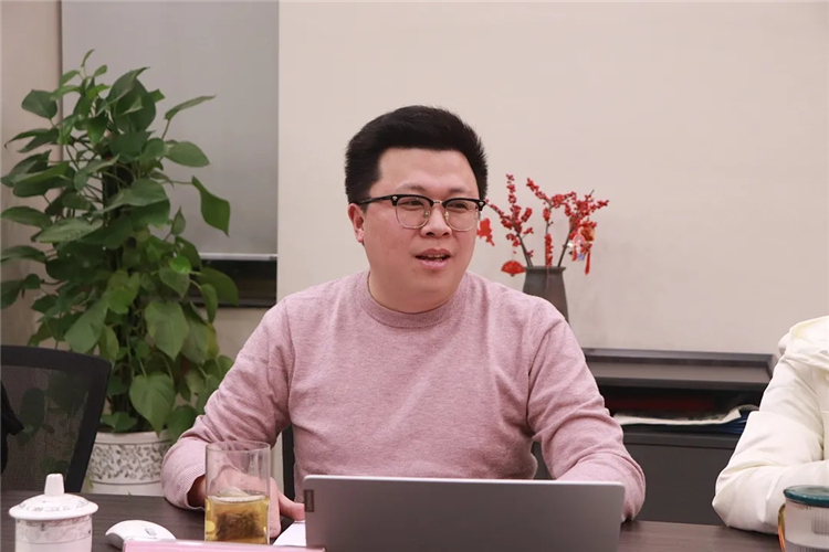 江阴市电子商务公共服务中心召开2021年度年终总结会10.webp.jpg